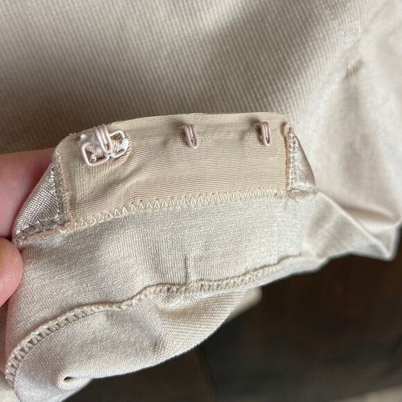 SPANX High-Waisted Body Tunic Shapewear Tan Nude 1457 Slimming Women's Medium - Picture 3 of 12